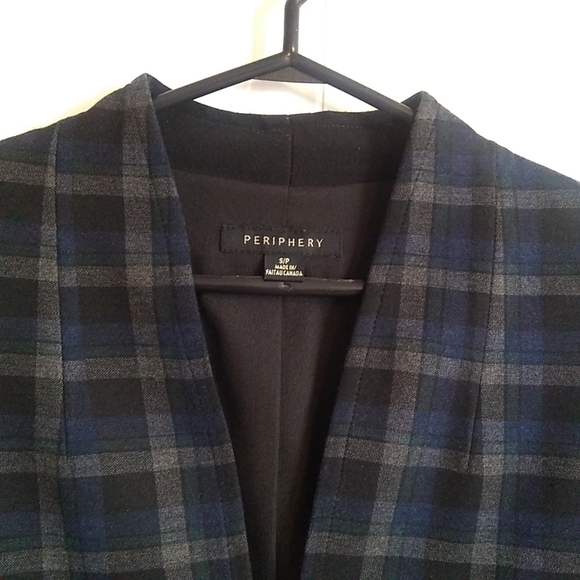 Periphery Plaid Cropped Blazer Size Small Blue Black & Grey - Picture 4 of 9
